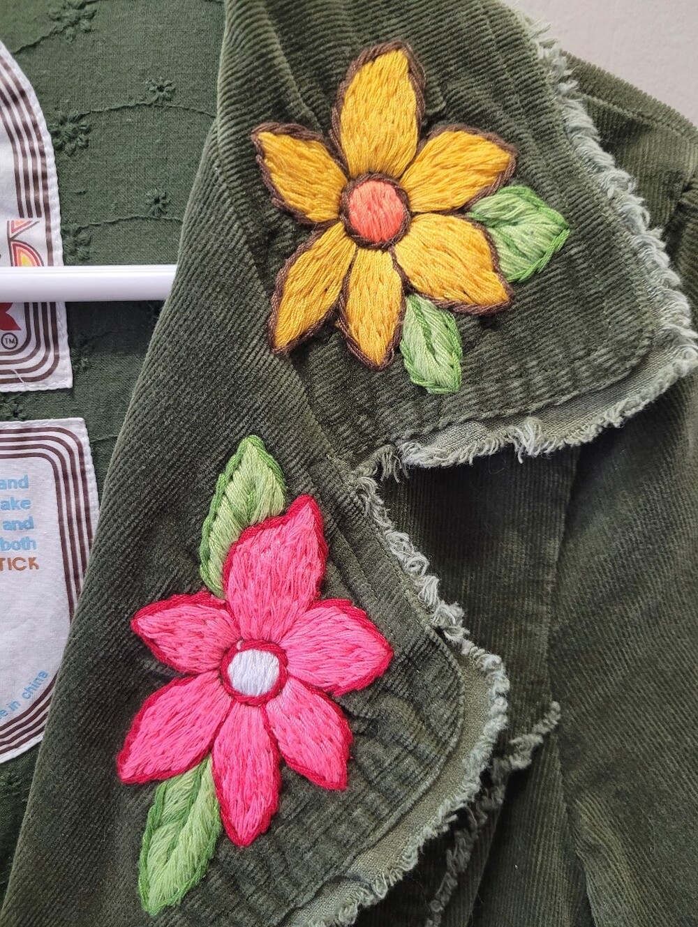 JoyStick Johnny Was Olive Green Corduroy Blazer Embroidered Birds Flowers Boho L - Picture 4 of 12